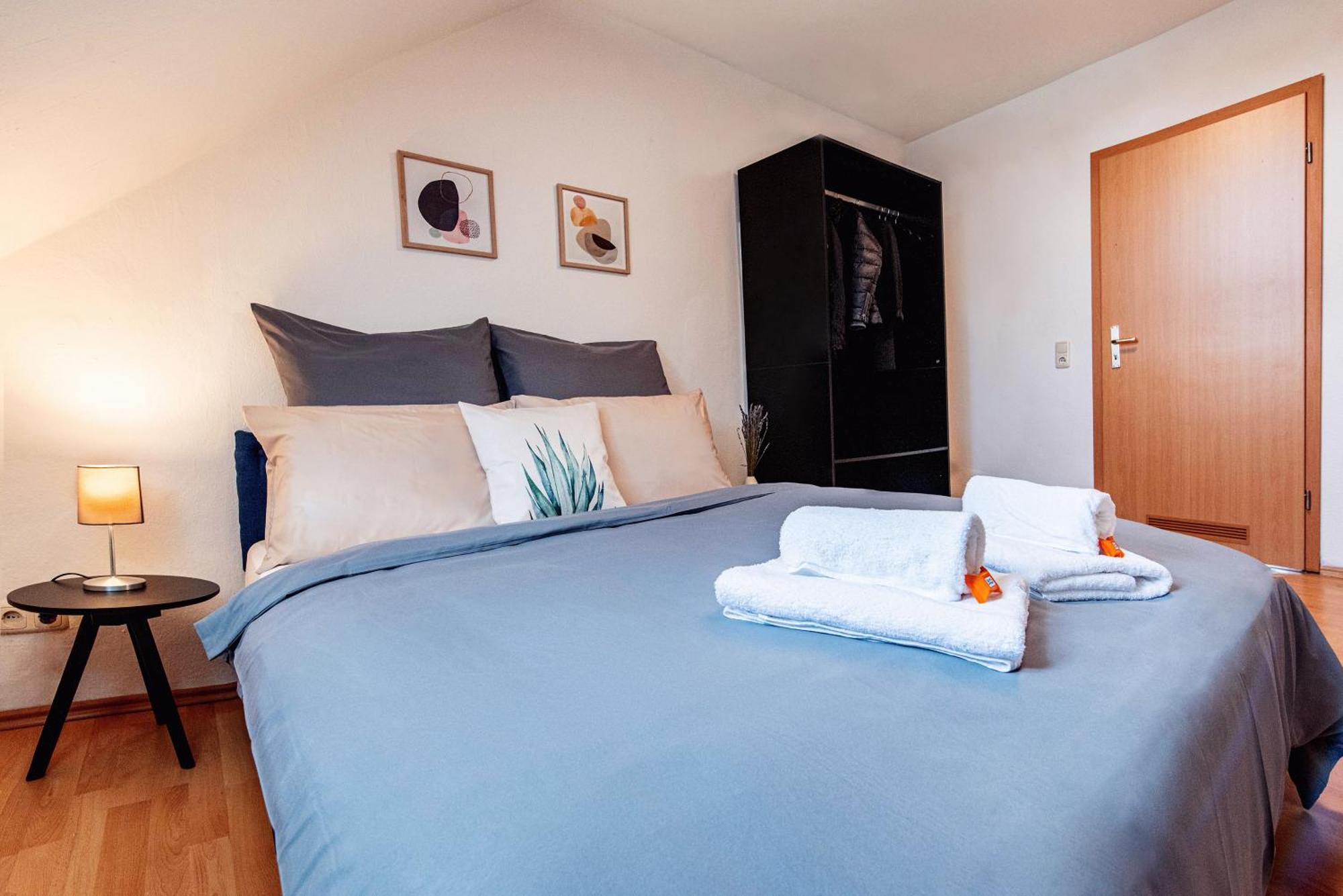 Grosszuegiges Apartment - Zentral - Kueche - Familienfreundlich 埃尔福特 外观 照片